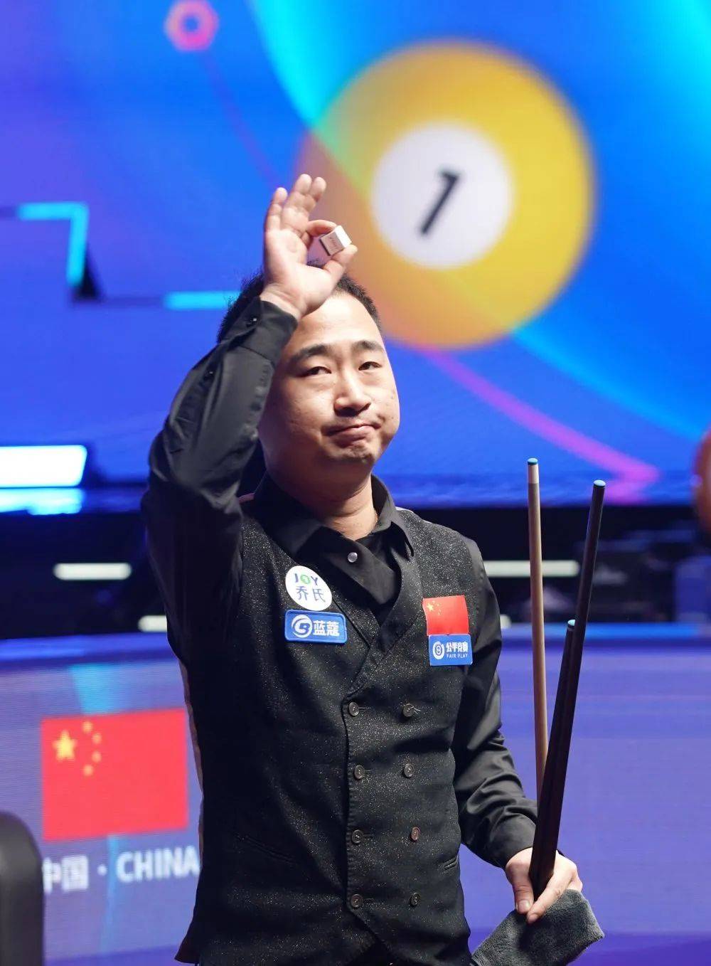 在激烈的排 在激烈的排