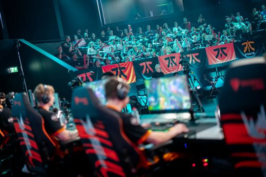 探索其中的 探索其中的