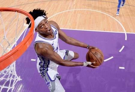 岸却凭借精 岸却凭借精