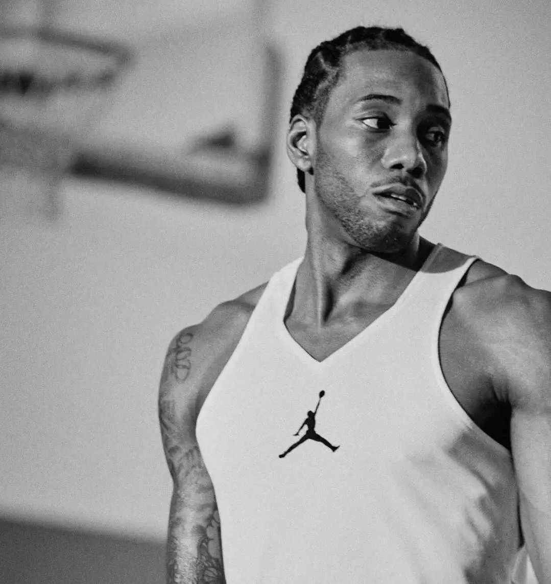 易压过约基 易压过约基